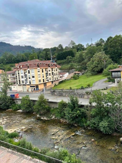 Apartamento Con Vistas A La Montana Infiesto Kültér fotó